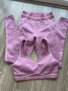 ALO Yoga  Pink Leggings and Sports Bra Set